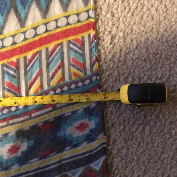 Beautiful printed tribal scarf! - Picture 3 of 4